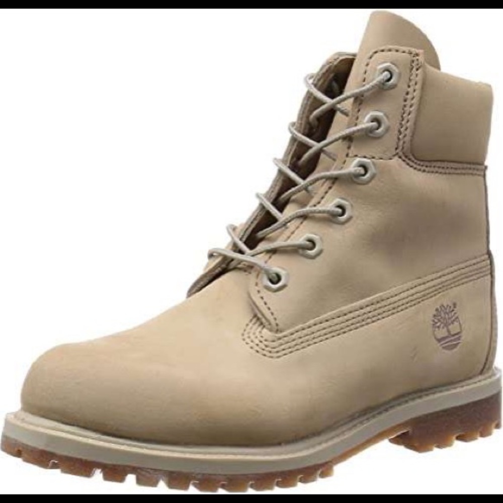 Timberland women’s beige boots